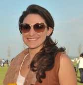 Adriana Bustamante Celes Uemura